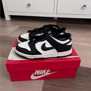 Nike Black and White Sneakers